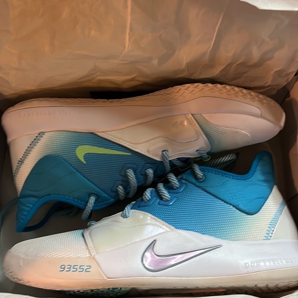Brand new Paul George pg 3 Nike basketball shoe - Picture 4 of 6
